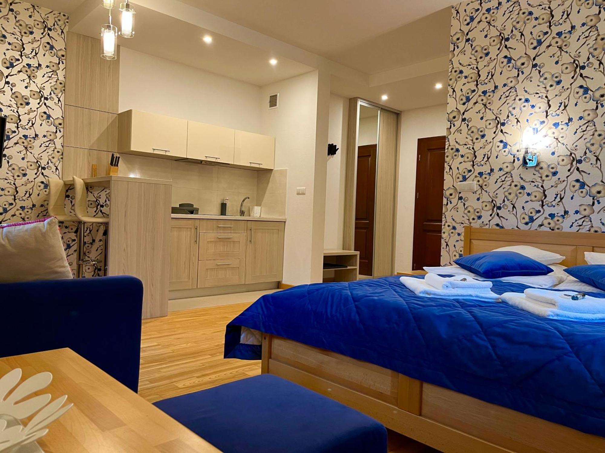 Apartamety I Pokoje Goscinne Na Jaskolczej ชเวียราโดว์-สโดรยจ์ ภายนอก รูปภาพ
