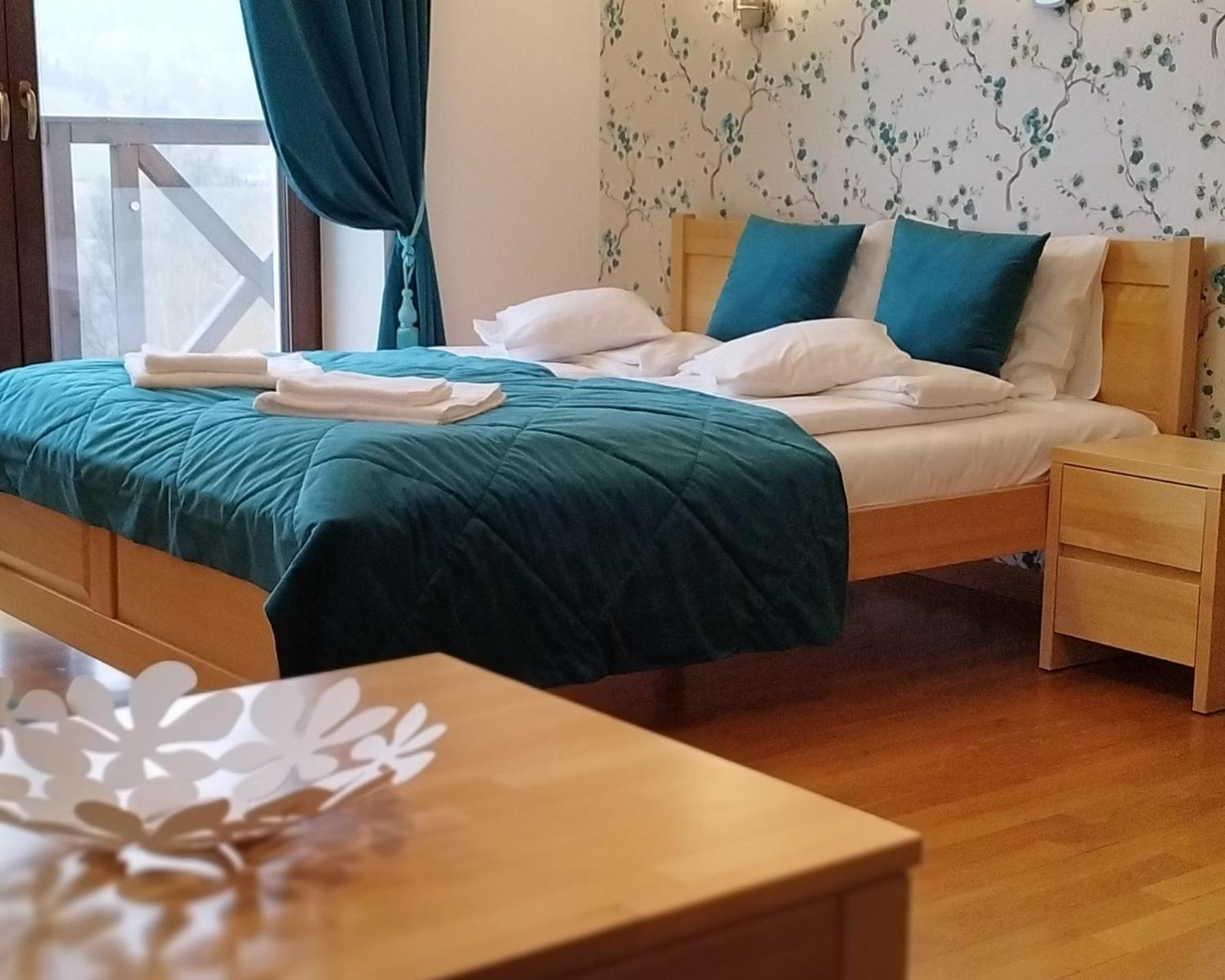Apartamety I Pokoje Goscinne Na Jaskolczej ชเวียราโดว์-สโดรยจ์ ภายนอก รูปภาพ